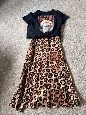 Zunie Black Graphic Tee with Brown Leopard Print Skirt